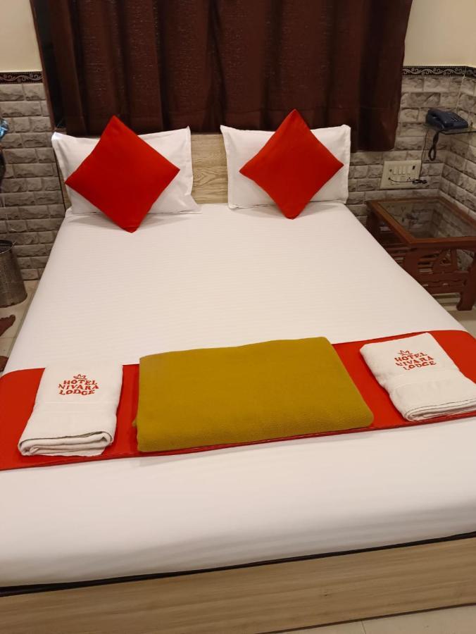 Hotel Nivara Наві-Мумбаї Екстер'єр фото